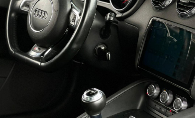 Audi TT 2.0 16v TFSI S-Tronic 2014 Gasolina-16