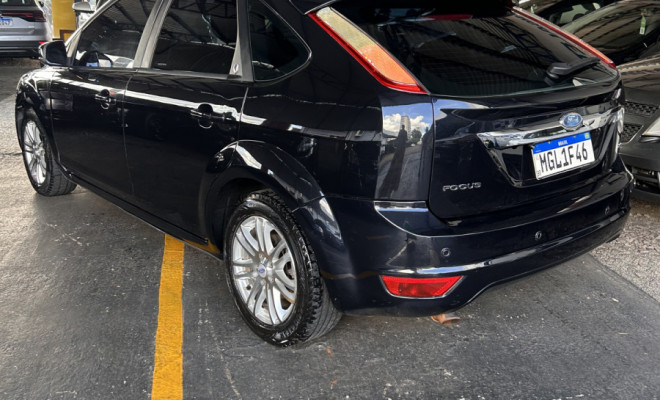 Ford Focus Ghia/ XR 2.0 /Ghia 2.0 16V Flex 5p 2009 Gasolina-4