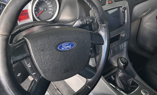 Ford Focus Ghia/ XR 2.0 /Ghia 2.0 16V Flex 5p 2009 Gasolina-1