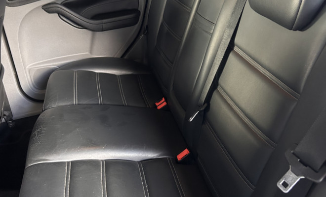 Ford Focus Ghia/ XR 2.0 /Ghia 2.0 16V Flex 5p 2009 Gasolina-3