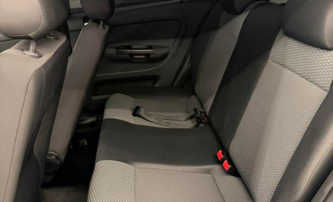 VW - VolksWagen Gol 1.0  Flex 8V 4p 2012 Gasolina-8