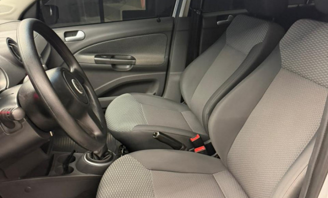 VW - VolksWagen Gol 1.0  Flex 8V 4p 2012 Gasolina-5