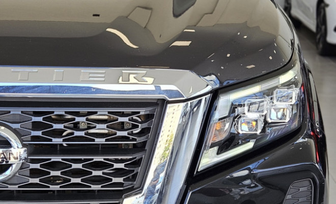 Nissan Frontier XE CD 4x4 2.3 Bi-TB Diesel Aut. 2023 Diesel-4