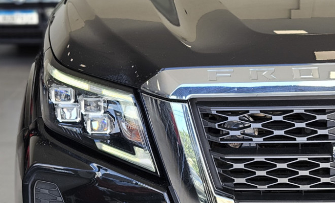 Nissan Frontier XE CD 4x4 2.3 Bi-TB Diesel Aut. 2023 Diesel-3