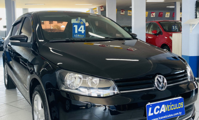 VW - VolksWagen VOYAGE COMF/Highli. 1.6 T.Flex 8V 4p 2014 Flex