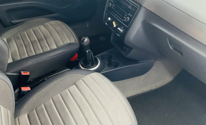 VW - VolksWagen VOYAGE COMF/Highli. 1.6 T.Flex 8V 4p 2014 Flex-7