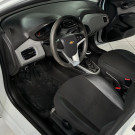 GM - Chevrolet ONIX HATCH LT 1.0 8V FlexPower 5p Mec. 2019 Flex-8