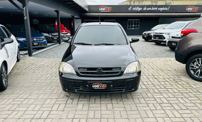 GM - Chevrolet Corsa Hatchback 1.0 MPFI 8V 71cv 5p 2004 Gasolina-0