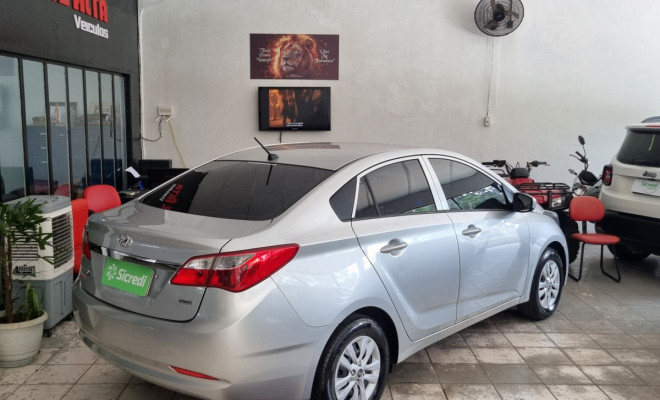 Hyundai HB20S Copa do Mundo 1.0 Flex 12V Mec. 2015 Flex-4