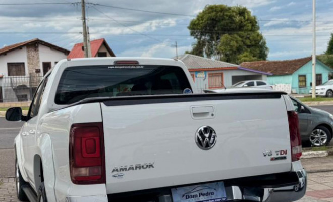 VW - VolksWagen AMAROK Highline CD 3.0 4x4 TB Dies. Aut. 2018 Diesel-4