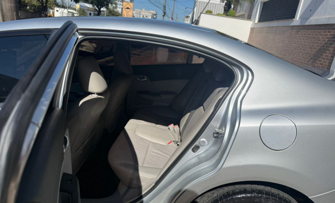 Honda Civic Sedan LXR 2.0 Flexone 16V Aut. 4p 2016 Flex-7