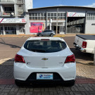 GM - Chevrolet ONIX HATCH LT 1.4 8V FlexPower 5p Mec. 2018 Flex-4
