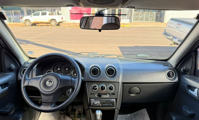 GM - Chevrolet PRISMA  Sed. Maxx/ LT 1.4 8V ECONOF. 4p 2008 Gasolina-5