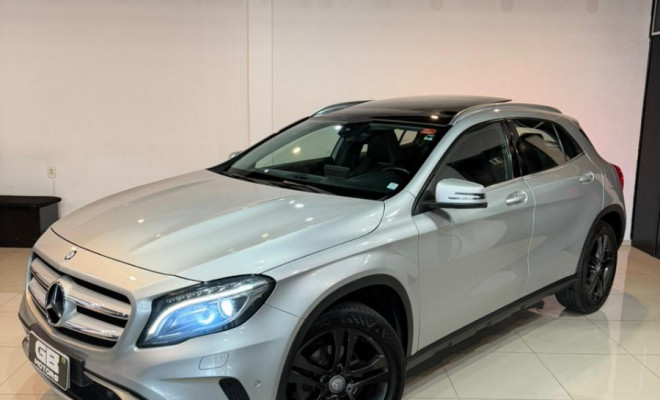 Mercedes-Benz GLA 250 Enduro 2.0 TB 16V 211cv Aut. 2017 Flex