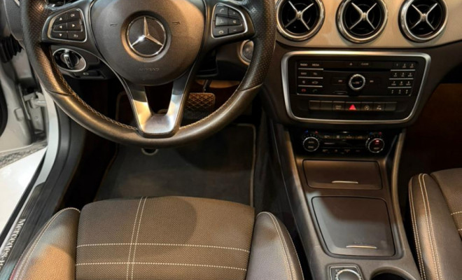 Mercedes-Benz GLA 250 Enduro 2.0 TB 16V 211cv Aut. 2017 Flex-8