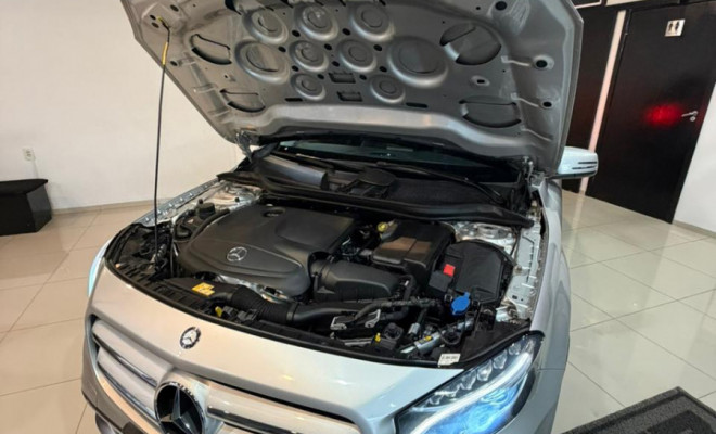 Mercedes-Benz GLA 250 Enduro 2.0 TB 16V 211cv Aut. 2017 Flex-4