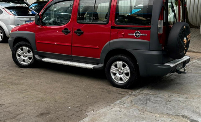 Fiat Doblo Adventure/ Adv.ER 1.8 mpi 8V 103cv 2005 Gasolina-3