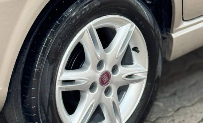 Fiat Siena EL 1.0 mpi Fire Flex 8V 4p 2014 Flex-10