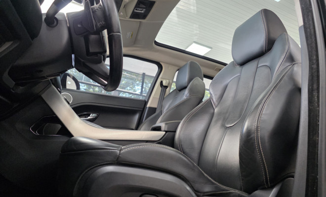 Land Rover Range R.EVOQUE Prestige 2.0 Aut. 5p 2013 Gasolina-6