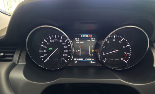 Land Rover Range R.EVOQUE Prestige 2.0 Aut. 5p 2013 Gasolina-9