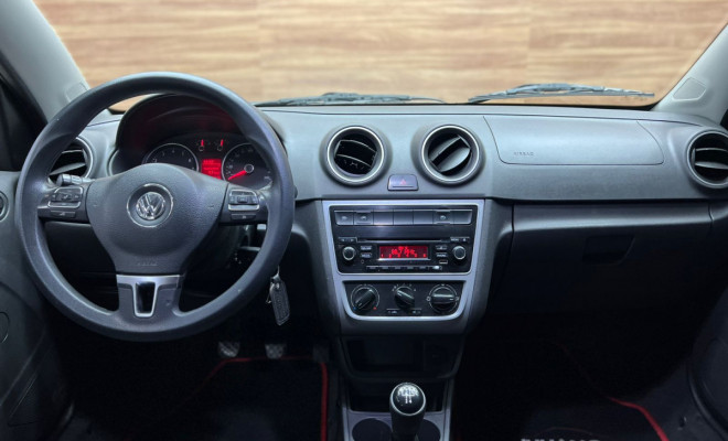 VW - VolksWagen VOYAGE Trendline 1.6 T.Flex 8V 4p 2015 Flex-6