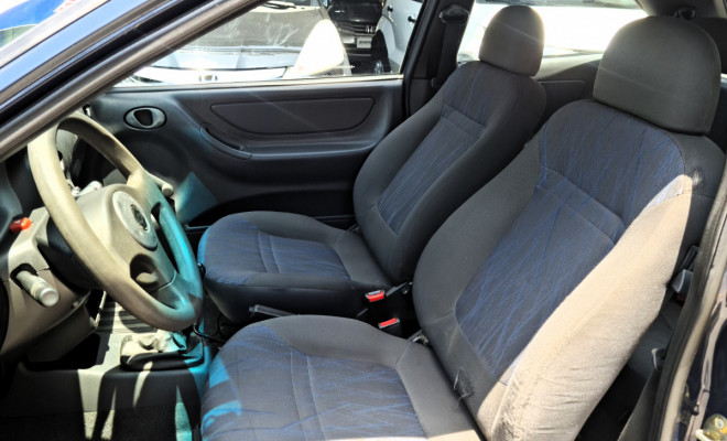 Chevrolet Celta 1.0 Spirit 2005 2 Portas-7