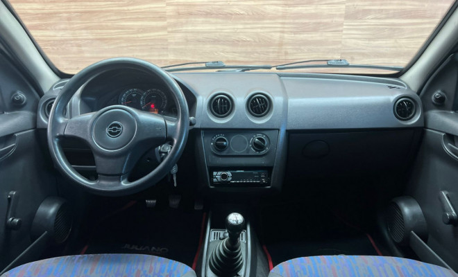 GM - Chevrolet Celta Life/ LS 1.0 MPFI 8V FlexPower 3p 2010 Flex-4