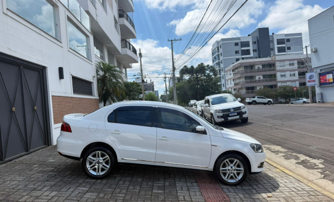 VW - VolksWagen VOYAGE Evidence 1.6 Total Flex 8V 4p 2015 Flex-2