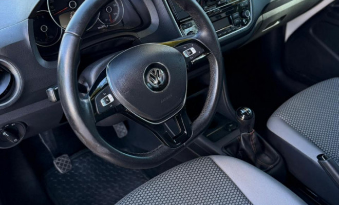 VW - VolksWagen up! move 1.0 TSI Total Flex 12V 5p 2019 Flex-8