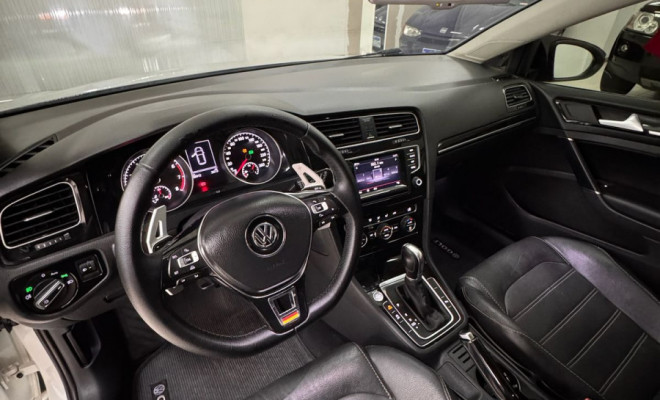 VW - VolksWagen Golf Variant Highline 1.4 TSI Aut. 2015 Gasolina-2