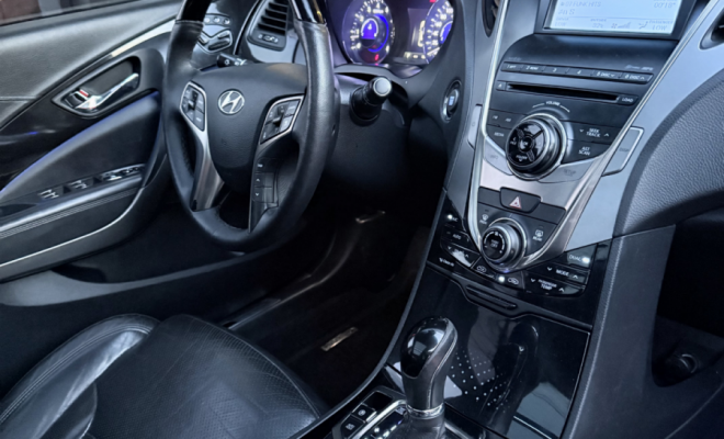 Hyundai AZERA 3.0 V6 24V 4p Aut. 2013 Gasolina-11