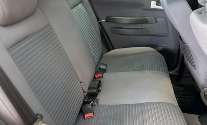 VW - VolksWagen SPACEFOX 1.6/ 1.6 Trend Total Flex 8V 5p 2008 Flex-7