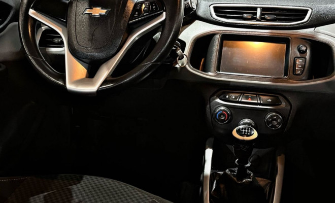 GM - Chevrolet ONIX HATCH LT 1.0 8V FlexPower 5p Mec. 2017 Flex-3