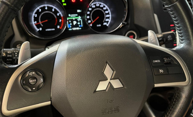 Mitsubishi ASX 2.0 16V 4x4 160cv Gasolina Aut. 2015-7