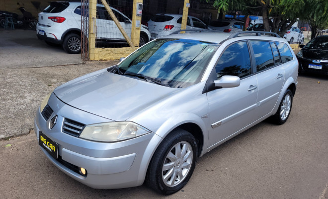 Renault Megane Grand Tour Dynam. Hi-Flex 1.6 16V 2012 Flex-10