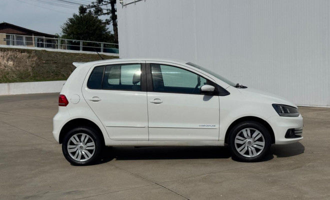 Fox Comfortline 1.6 2015 | Baixa km, completo e pronto para você-15