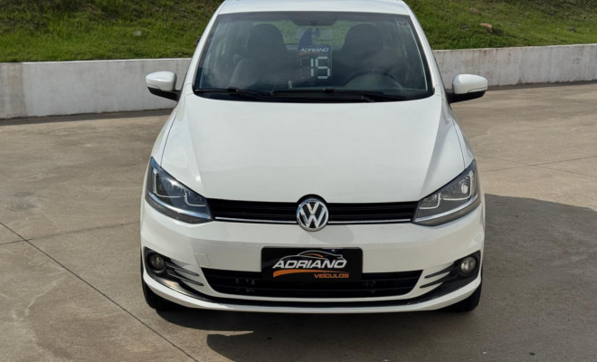 Fox Comfortline 1.6 2015 | Baixa km, completo e pronto para você-1
