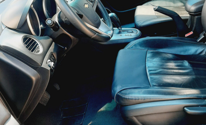 GM - Chevrolet CRUZE LT 1.8 16V FlexPower 4p Mec. 2012 Flex-6