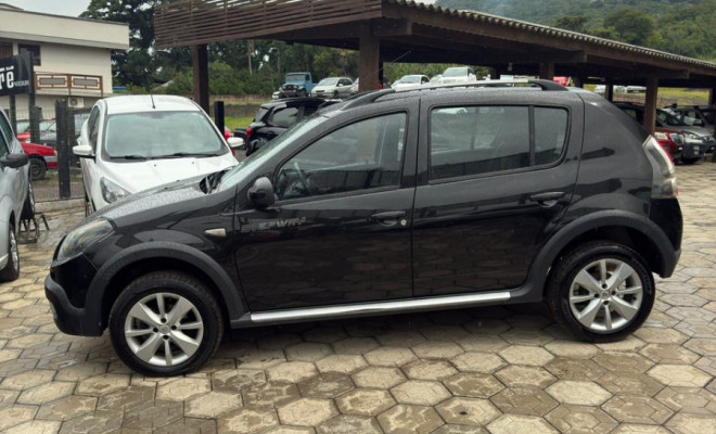 Renault SANDERO STEPWAY Hi-Power 1.6 8V 5p 2014 Flex-0