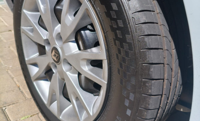 Renault LOGAN Life Flex 1.0 12V 4p Mec. 2021 Flex-3