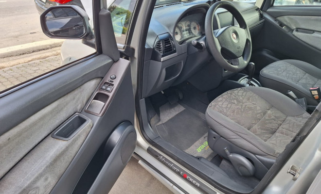 Fiat Idea Advent./ Adv.LOCKER 1.8 mpi Flex 5p 2010 Flex-10