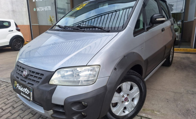 Fiat Idea Advent./ Adv.LOCKER 1.8 mpi Flex 5p 2010 Flex