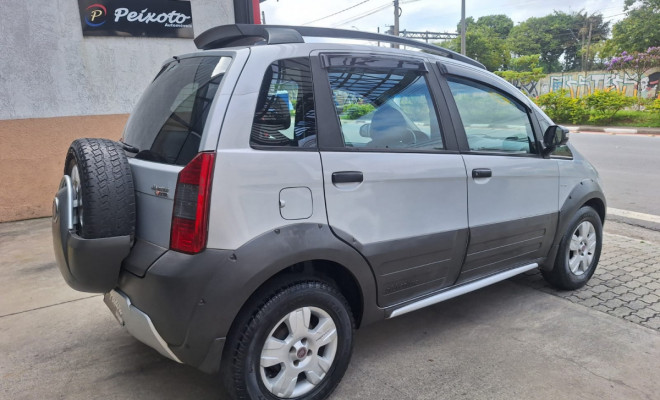 Fiat Idea Advent./ Adv.LOCKER 1.8 mpi Flex 5p 2010 Flex-4