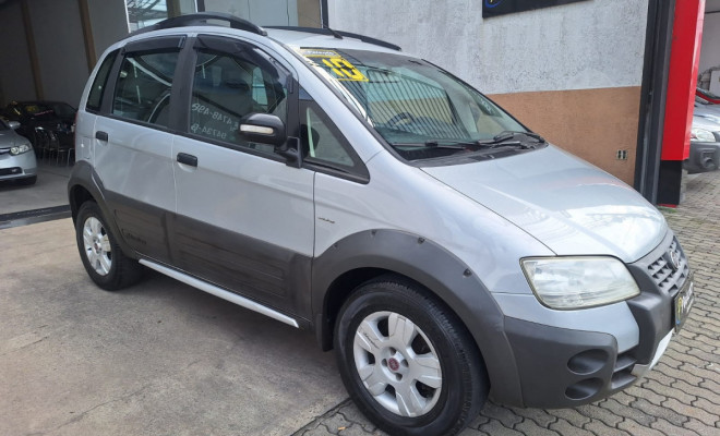 Fiat Idea Advent./ Adv.LOCKER 1.8 mpi Flex 5p 2010 Flex-3