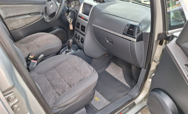 Fiat Idea Advent./ Adv.LOCKER 1.8 mpi Flex 5p 2010 Flex-13