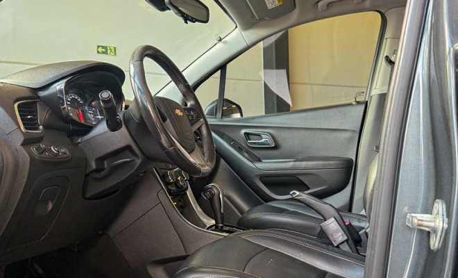 GM - Chevrolet TRACKER LTZ 1.4 Turbo 16V Flex 4x2 Aut. 2017 Flex-4