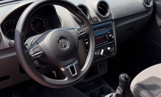 VW - VolksWagen Saveiro Highline 1.6 T. Flex 8V CD 2016 Flex-6