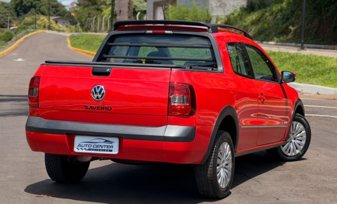 VW - VolksWagen Saveiro Highline 1.6 T. Flex 8V CD 2016 Flex-12