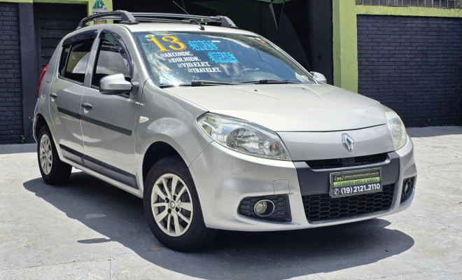 Renault SANDERO Expression Hi-Flex 1.0 16V 5p 2013 Flex-1