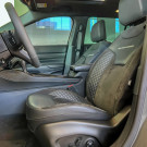 Jeep Commander Black Hurricane 2.0 4x4 TB Aut 2025 Gasolina-3